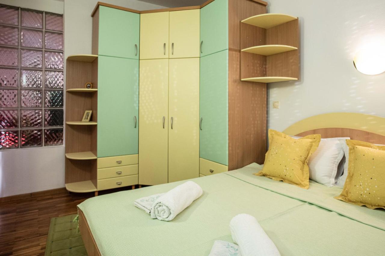 Apartment Emilija Skopje Buitenkant foto