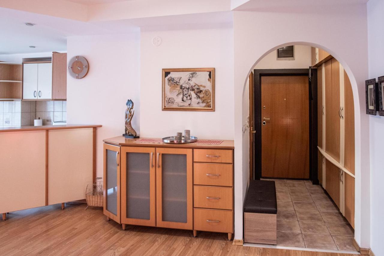 Apartment Emilija Skopje Buitenkant foto