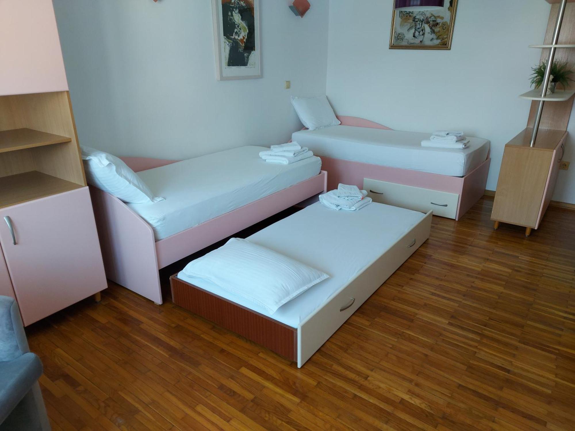 Apartment Emilija Skopje Buitenkant foto